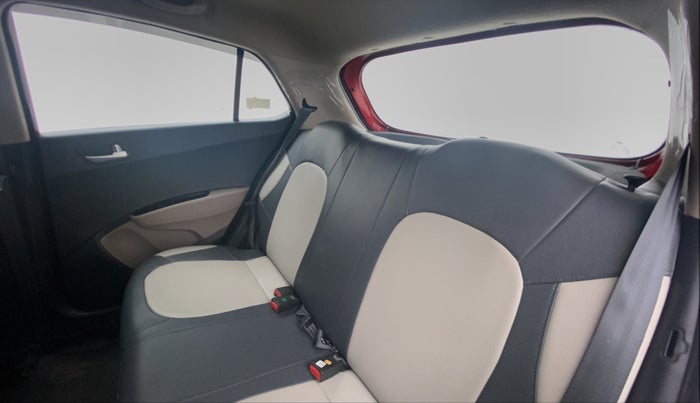 2019 Hyundai Grand i10 SPORTZ 1.2 KAPPA VTVT, Petrol, Manual, 22,011 km, Right Side Door Cabin View