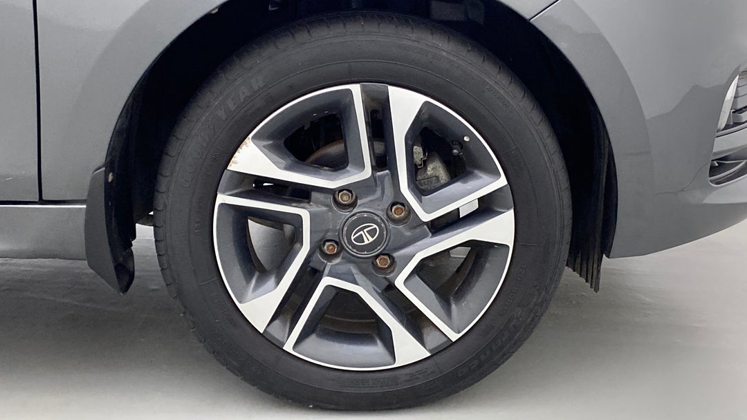 Right Front Wheel
