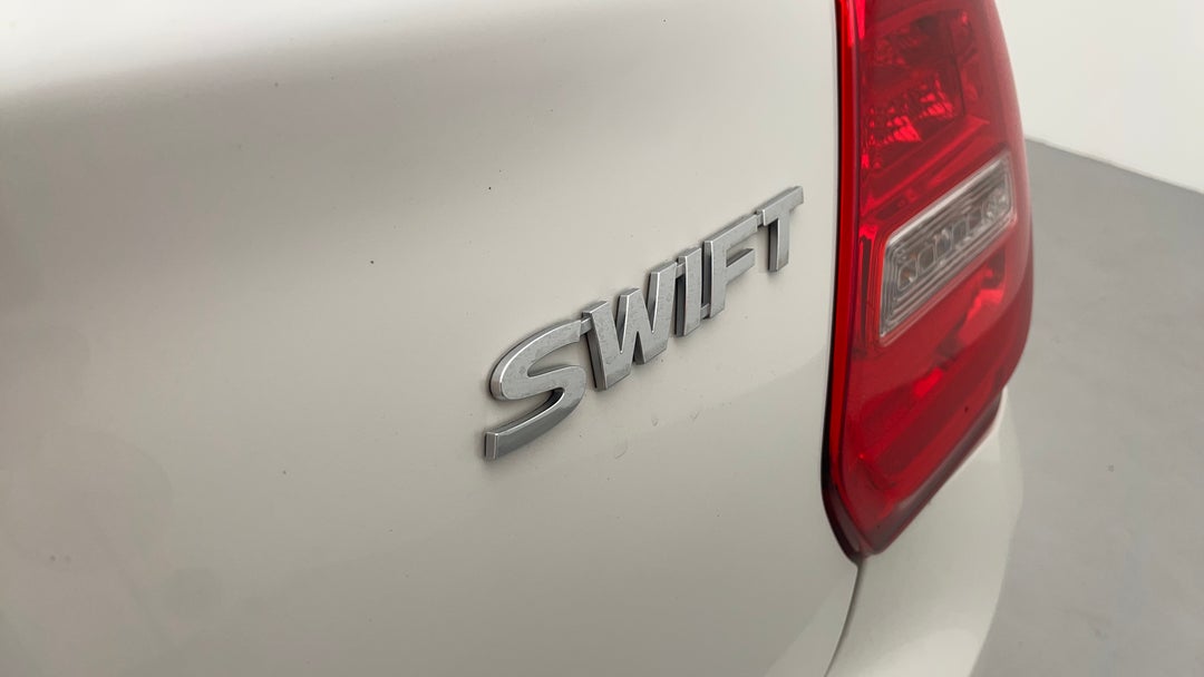 Badge (Boot Right Side)