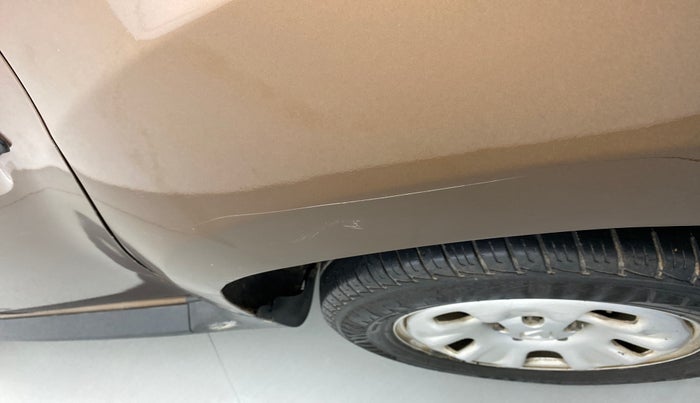 2014 Renault Duster RXL PLUS DIESEL 85, Diesel, Manual, 48,629 km, Left quarter panel - Minor scratches