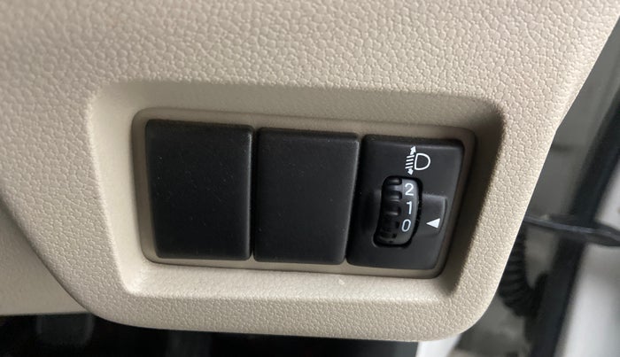 2020 Maruti Alto LXI, Petrol, Manual, 5,802 km, Dashboard - Headlight height adjustment not working