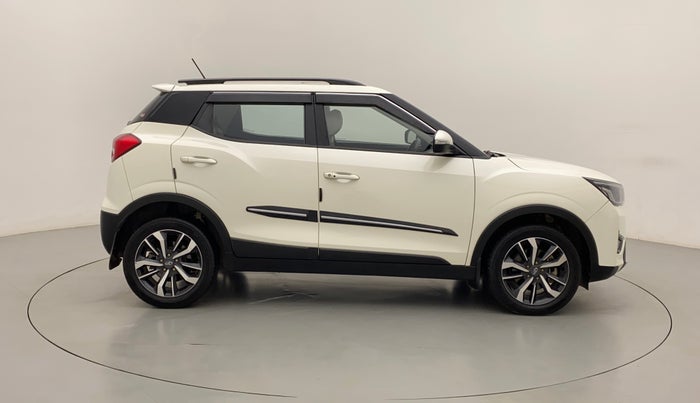 2021 Mahindra XUV300 W8 (O) 1.2 PETROL AMT, Petrol, Automatic, 39,139 km, Right Side View