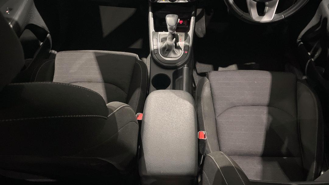 2021 Kia Cerato Sport, Automatic, 103738 km, Center Console