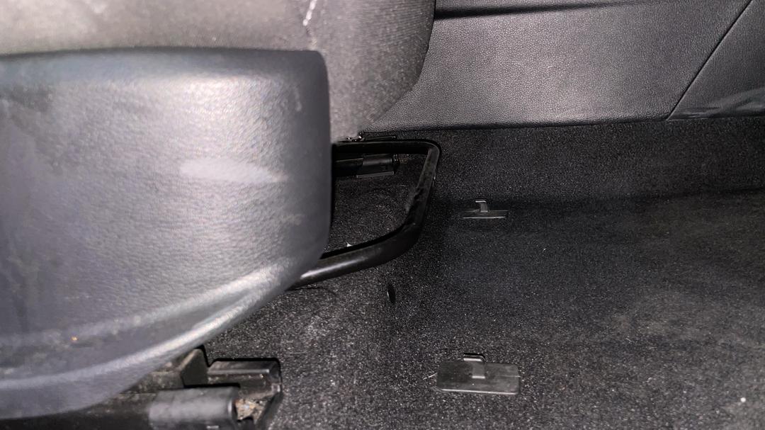 2021 Kia Cerato Sport, Automatic, 103738 km, Drivers Side Adjustment Panel