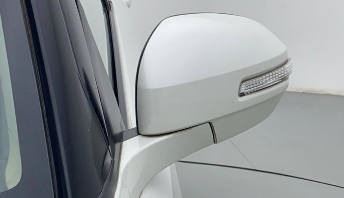 2015 Maruti Swift Dzire VXI, Petrol, Manual, 52,630 km, Left rear-view mirror - Folding motor not working