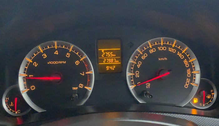 2017 Maruti Swift VXI D, Petrol, Manual, 28,030 km, Odometer Image