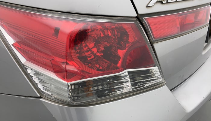 2011 Honda Accord 2.4 AT I VTEC, Petrol, Automatic, 31,274 km, Left tail light - Minor damage