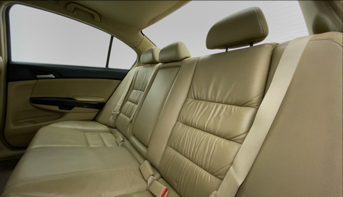 2011 Honda Accord 2.4 AT I VTEC, Petrol, Automatic, 31,274 km, Right Side Rear Door Cabin