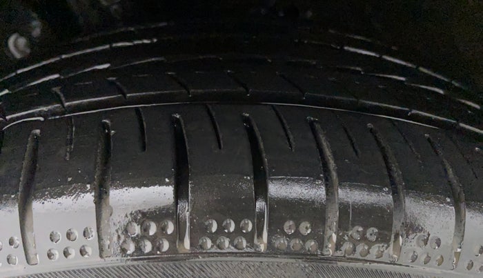 2017 Honda City VX MT PETROL, Petrol, Manual, 42,257 km, Right Front Tyre Tread