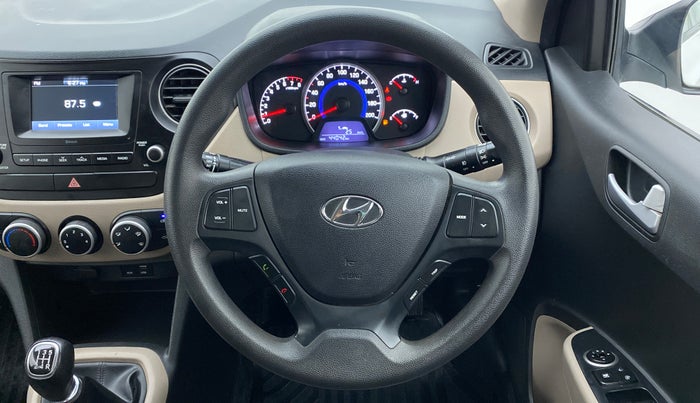 2017 Hyundai Grand i10 SPORTZ 1.2 KAPPA VTVT, Petrol, Manual, 44,080 km, Steering Wheel Close Up