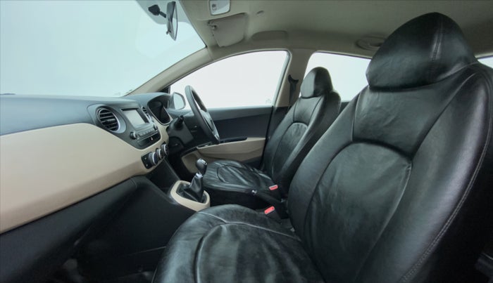 2017 Hyundai Grand i10 SPORTZ 1.2 KAPPA VTVT, Petrol, Manual, 44,080 km, Right Side Front Door Cabin