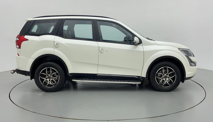 2021 Mahindra XUV500 W7 AT, Diesel, Automatic, 15,770 km, Right Side View