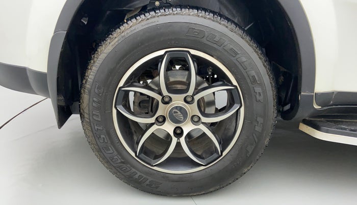 2021 Mahindra XUV500 W7 AT, Diesel, Automatic, 15,770 km, Right Rear Wheel