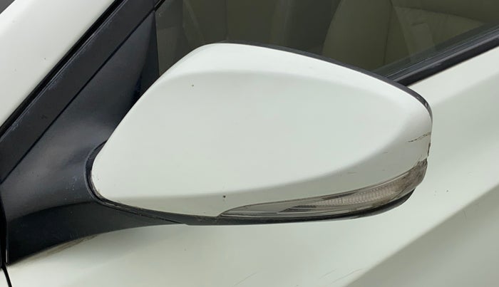 2012 Hyundai Verna FLUIDIC 1.6 VTVT SX, Petrol, Manual, 85,385 km, Left rear-view mirror - Indicator light has minor damage