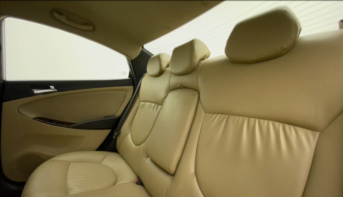 2012 Hyundai Verna FLUIDIC 1.6 VTVT SX, Petrol, Manual, 85,385 km, Right Side Rear Door Cabin