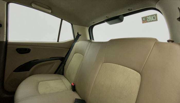 2015 Hyundai i10 MAGNA 1.1, Petrol, Manual, 67,527 km, Right Side Rear Door Cabin