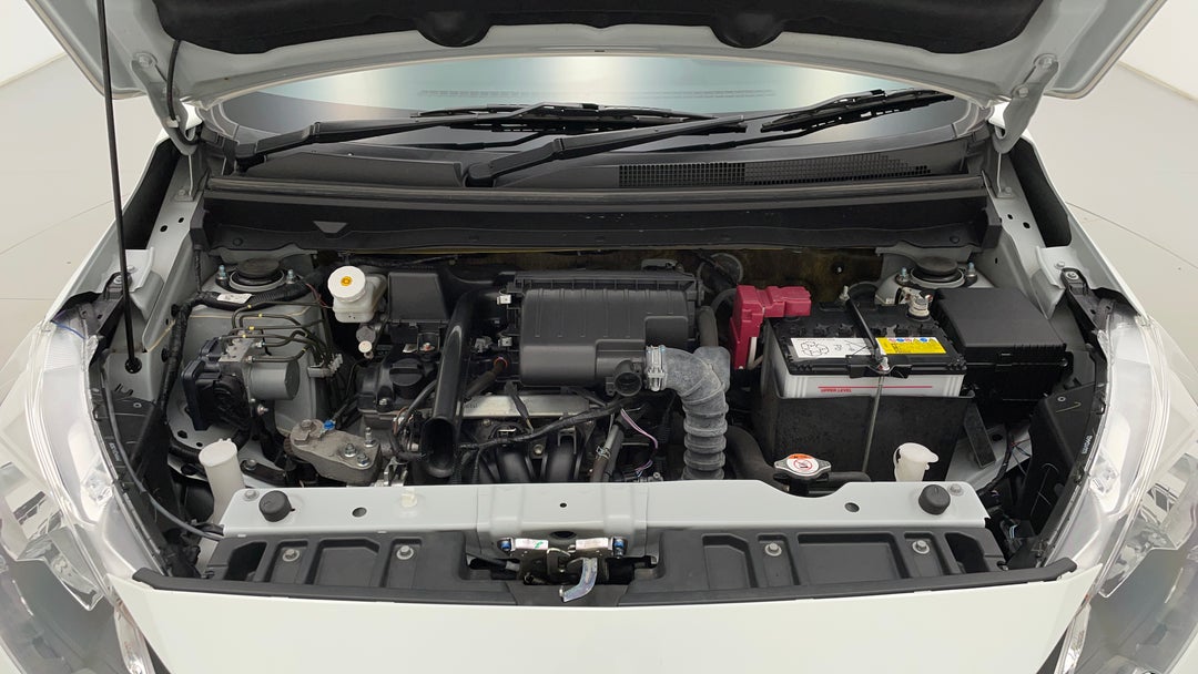 Open Bonnet (Engine)