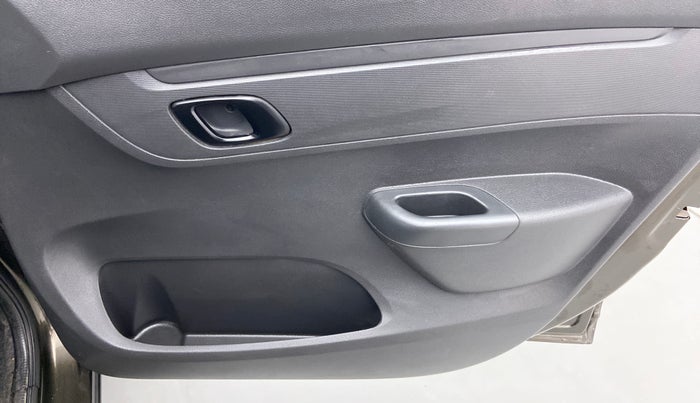 2016 Renault Kwid RXT, Petrol, Manual, 30,000 km, Driver Side Door Panels Control