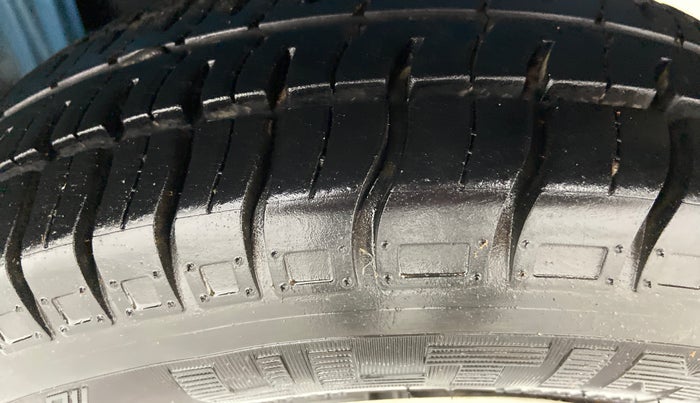 2018 Maruti Alto 800 LXI, Petrol, Manual, 7,431 km, Left Front Tyre Tread