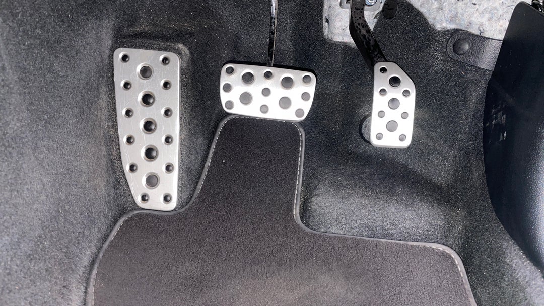 Pedals and Footmat