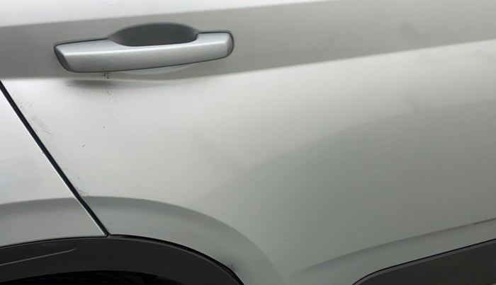 2020 Hyundai VENUE S 1.2, Petrol, Manual, 37,738 km, Right rear door - Slightly dented