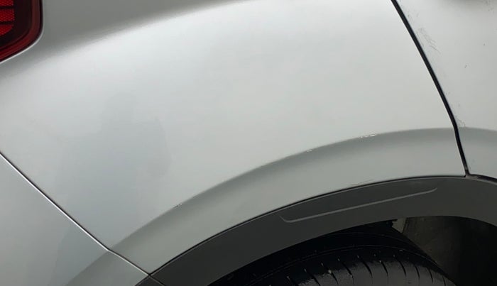2020 Hyundai VENUE S 1.2, Petrol, Manual, 37,738 km, Right quarter panel - Minor scratches