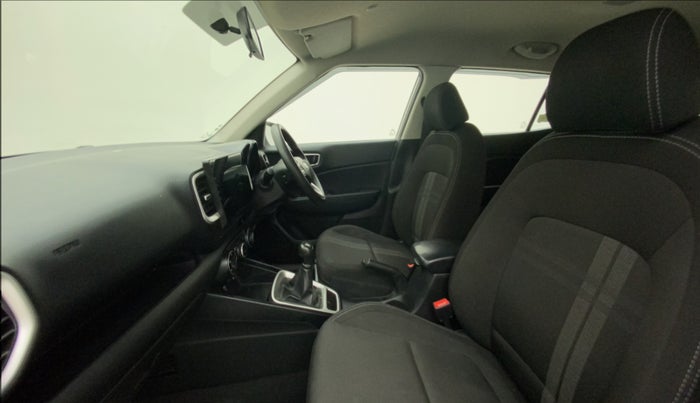 2020 Hyundai VENUE S 1.2, Petrol, Manual, 37,738 km, Right Side Front Door Cabin