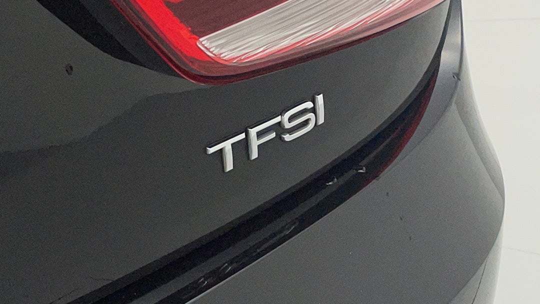 Badge (Boot Right Side)