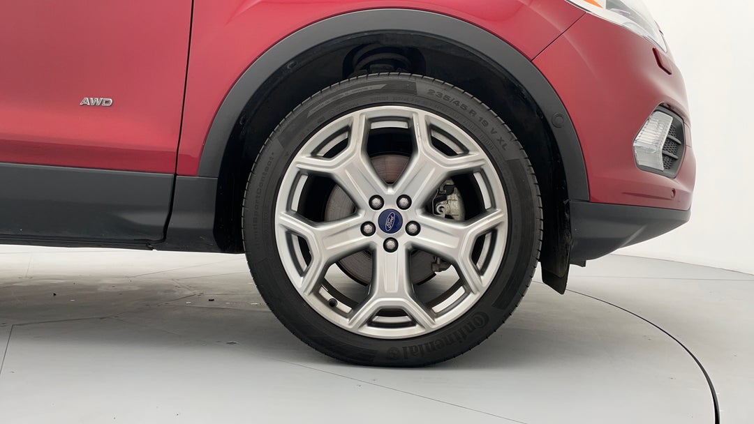 2016 Ford Escape Titanium (awd), Automatic, 58583 km, Right Front Wheel