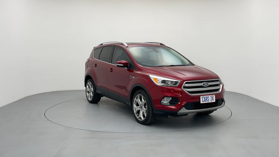 2016 Ford Escape Titanium (awd), Automatic, 58583 km, Right Front Diagonal (45- Degree) View