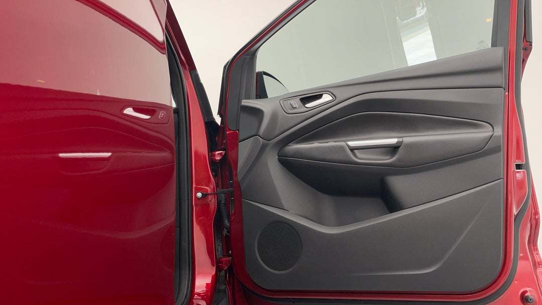 2016 Ford Escape Titanium (awd), Automatic, 58583 km, Speaker View