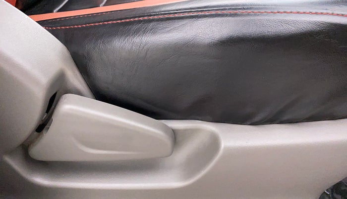 2017 Datsun Redi Go T (O), Petrol, Manual, 8,408 km, Driver Side Adjustment Panel
