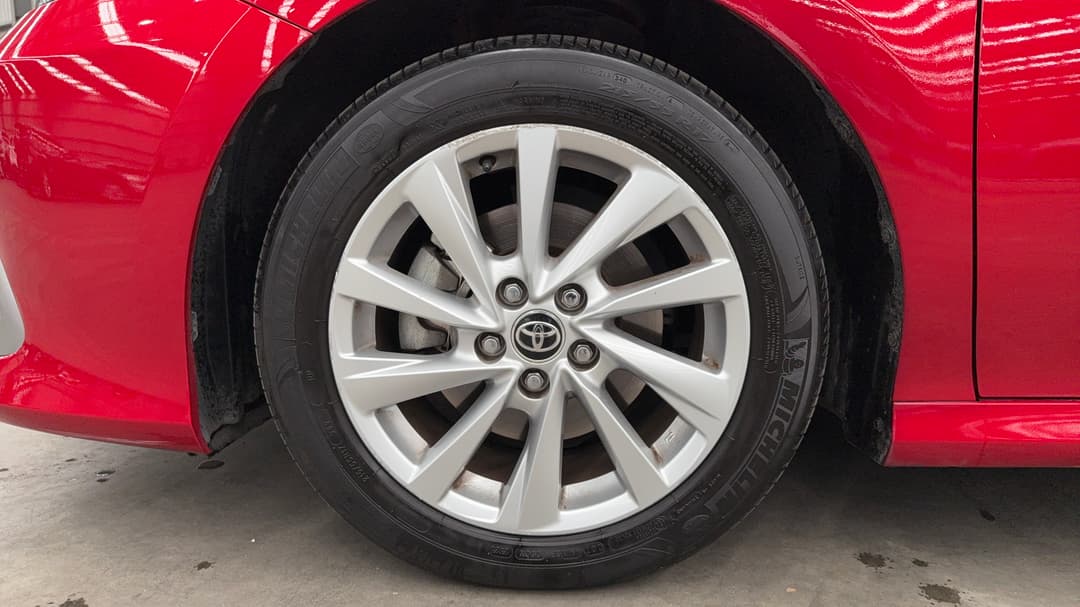 2023 Toyota Camry Ascent, Automatic, 38272 km, Left Front Wheel
