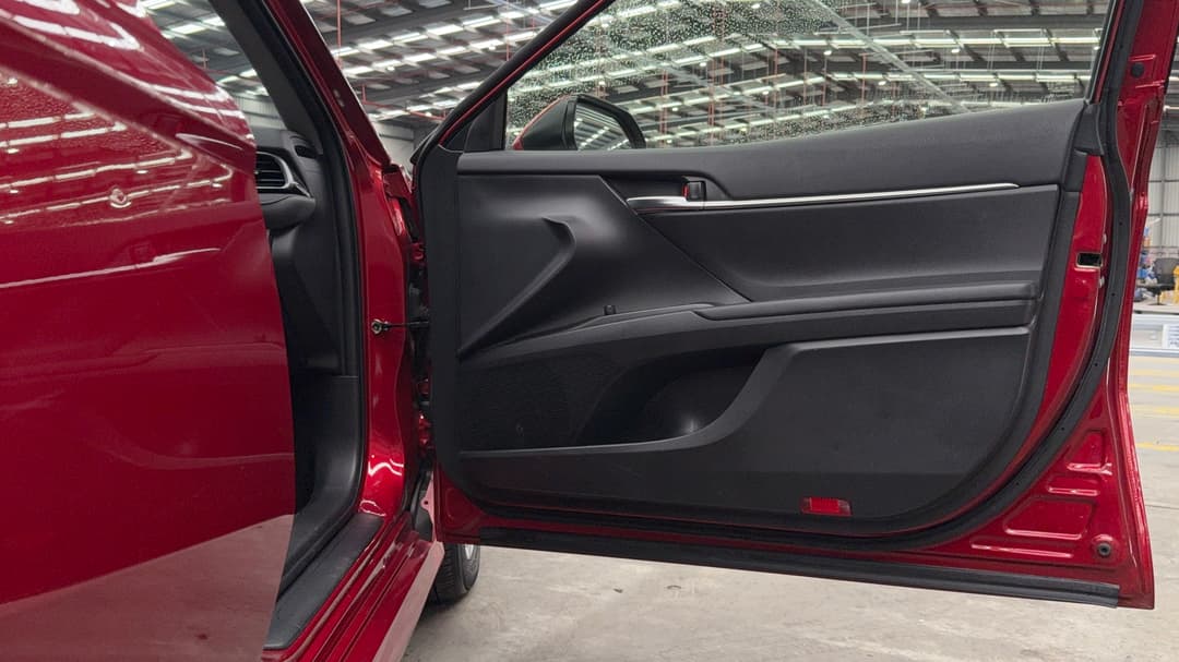 2023 Toyota Camry Ascent, Automatic, 38272 km, Speaker View