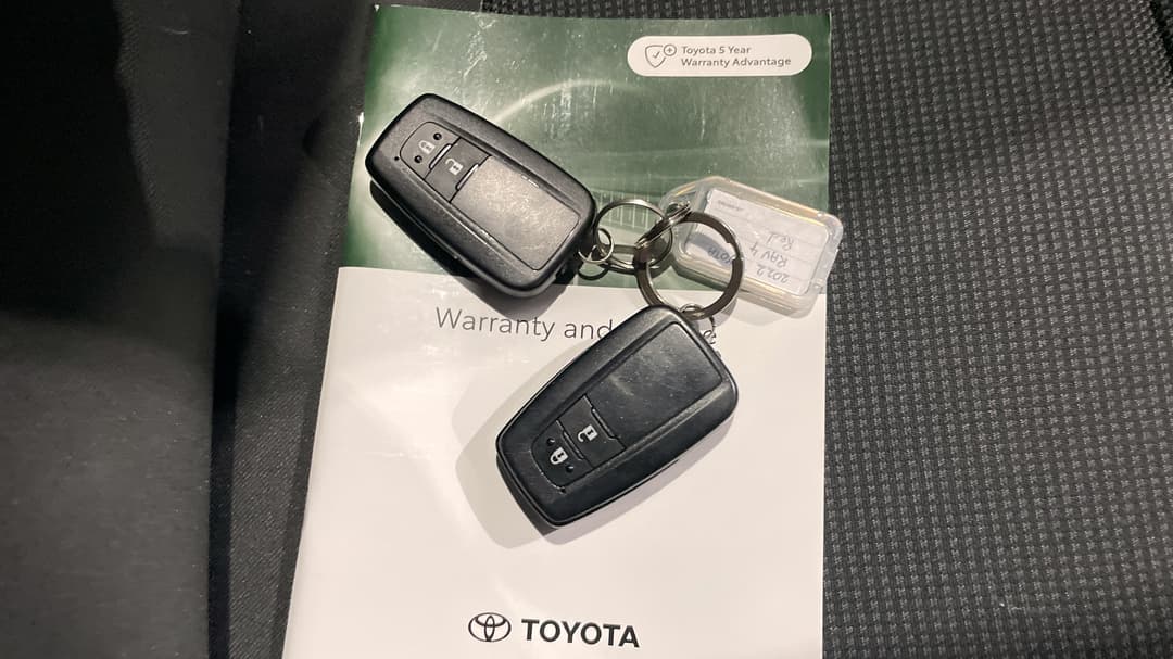 2022 Toyota RAV4 Gx (2WD), Automatic, 33625 km, Key Close-up
