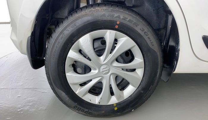 2019 Maruti Swift VXI D, Petrol, Manual, 24,852 km, Right Rear Wheel