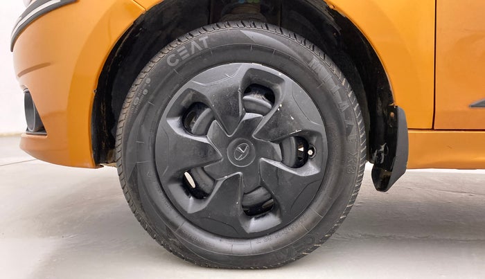 2018 Tata Tiago XT DIESEL, Diesel, Manual, 97,015 km, Left Front Wheel