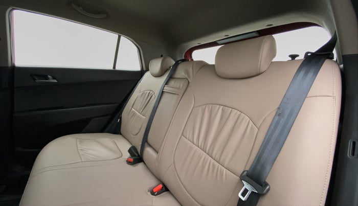 2015 Hyundai Creta 1.6 SX CRDI, Diesel, Manual, 31,402 km, Right Side Rear Door Cabin