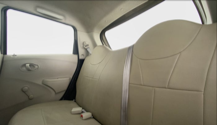 2016 Datsun Go T, Petrol, Manual, 44,092 km, Right Side Rear Door Cabin