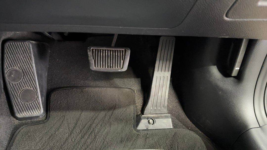Pedals and Footmat
