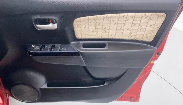 2018 Maruti Wagon R 1.0 VXI, Petrol, Manual, 64,336 km, Driver Side Door Panels Control