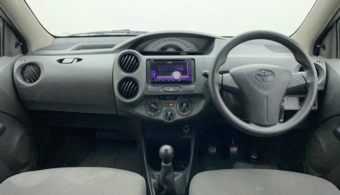 2012 Toyota Etios Liva G, Petrol, Manual, 32,848 km, Dashboard