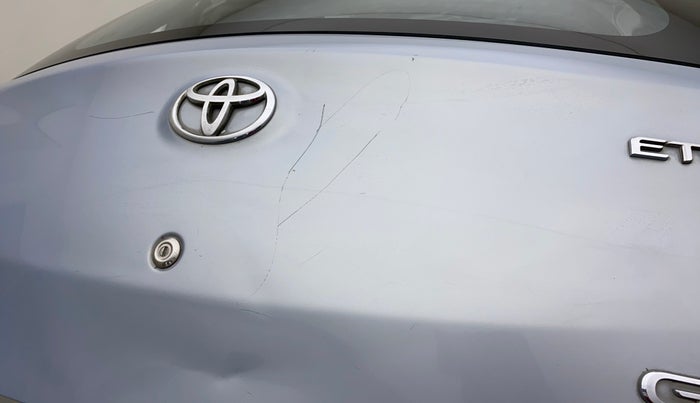 2012 Toyota Etios Liva G, Petrol, Manual, 32,848 km, Dicky (Boot door) - Minor scratches