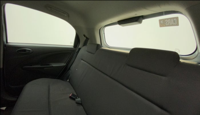 2012 Toyota Etios Liva G, Petrol, Manual, 32,848 km, Right Side Rear Door Cabin
