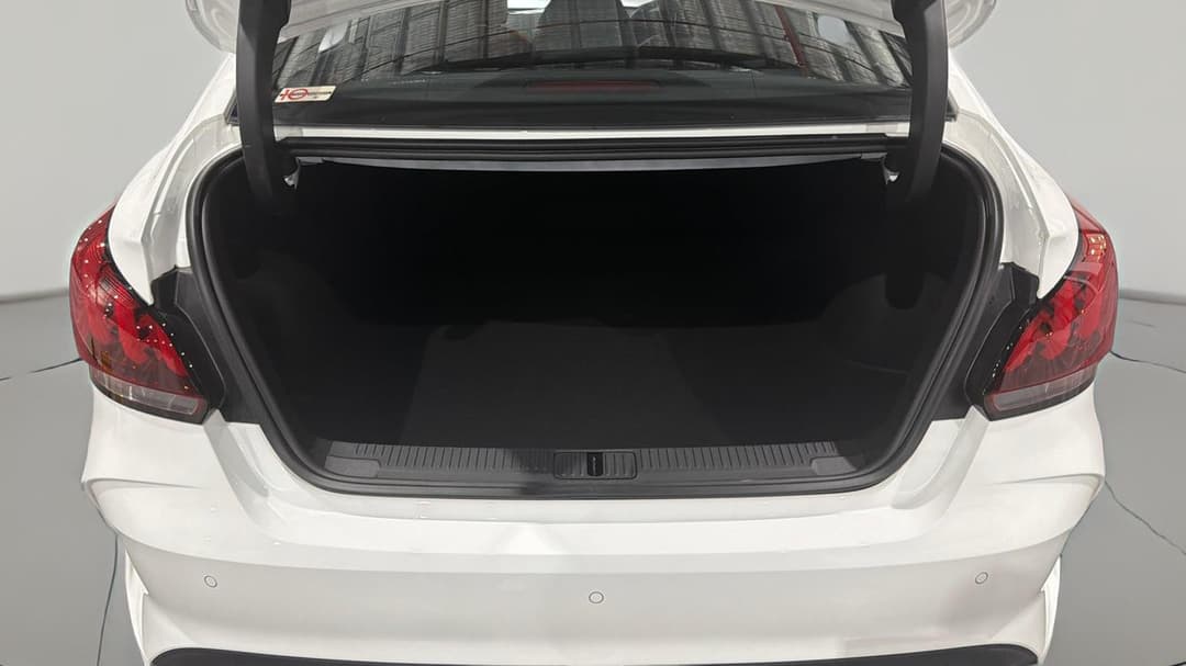 2025 MG Mg5 Essence, Automatic, 4837 km, Boot Inside View