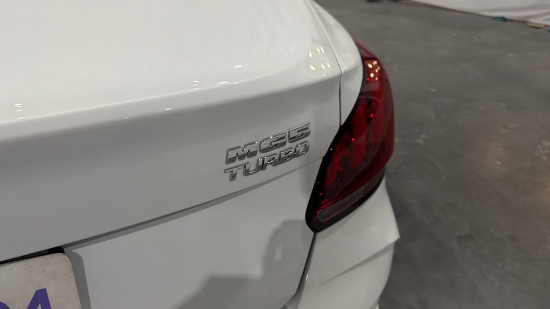 2025 MG Mg5 Essence, Automatic, 4837 km, Badge (Boot Right Side)
