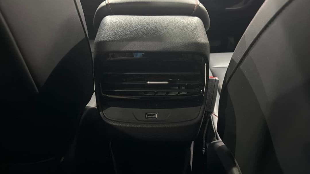 2025 MG Mg5 Essence, Automatic, 4837 km, Rear A/C Vent