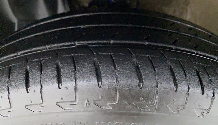 2018 Maruti IGNIS SIGMA 1.2 K12, Petrol, Manual, 25,621 km, Left Front Tyre Tread