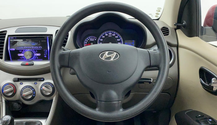 2012 Hyundai i10 MAGNA 1.1, Petrol, Manual, 18,601 km, Steering Wheel Close Up
