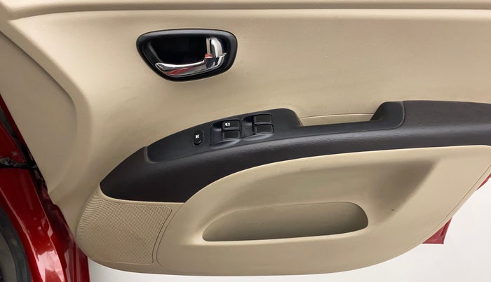 2012 Hyundai i10 MAGNA 1.1, Petrol, Manual, 18,601 km, Driver Side Door Panels Control